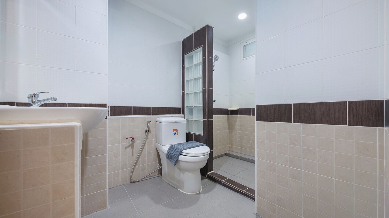Photo of Bathroom in Bang Na