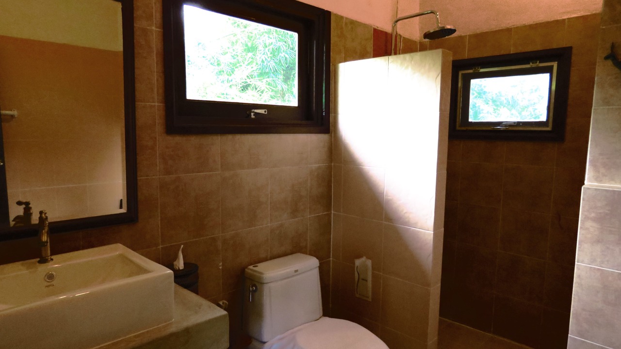 Photo of Bathroom in Kaeng Sian