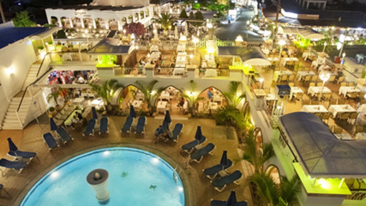 Photo of Others in Pefkos