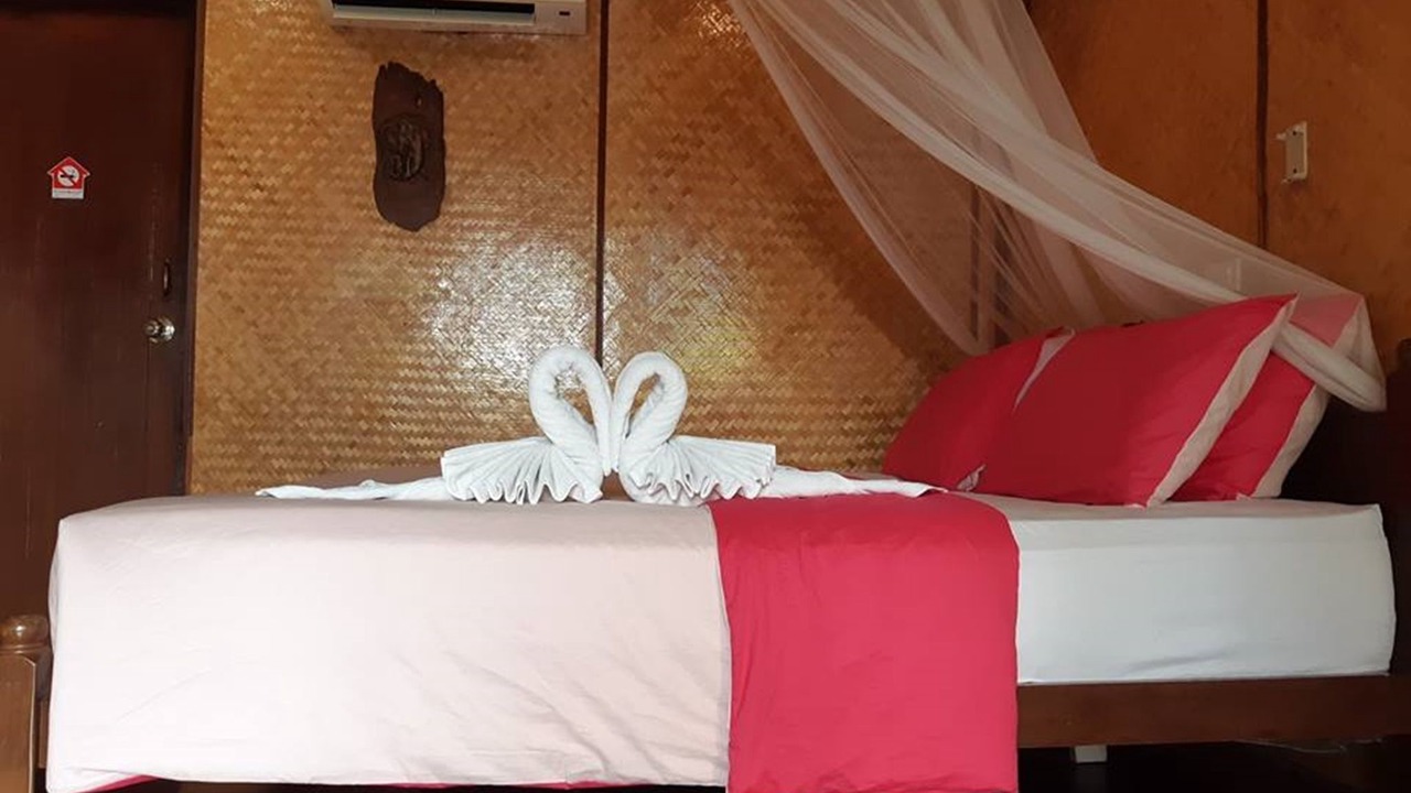 Photo of Bedroom in Amphawa