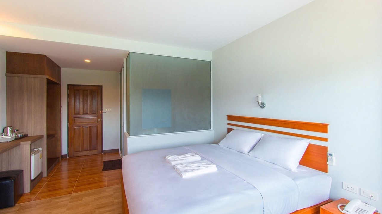 Photo of Bedroom in Makham Tia