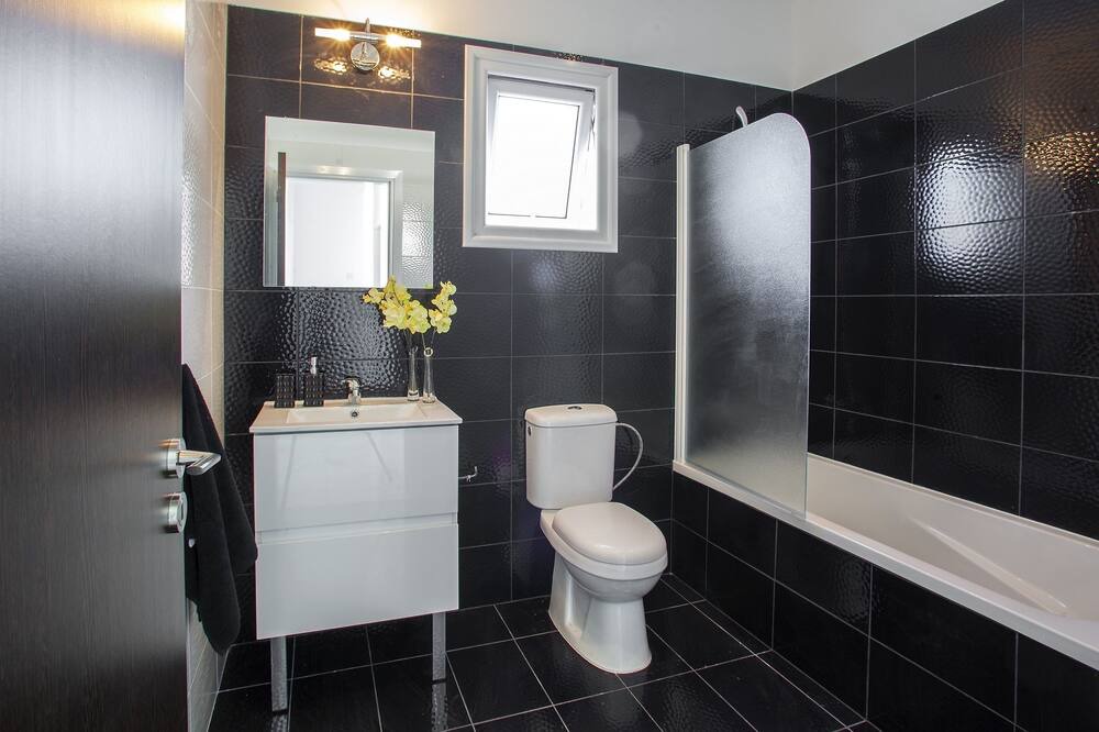 Photo of Bathroom in Protaras