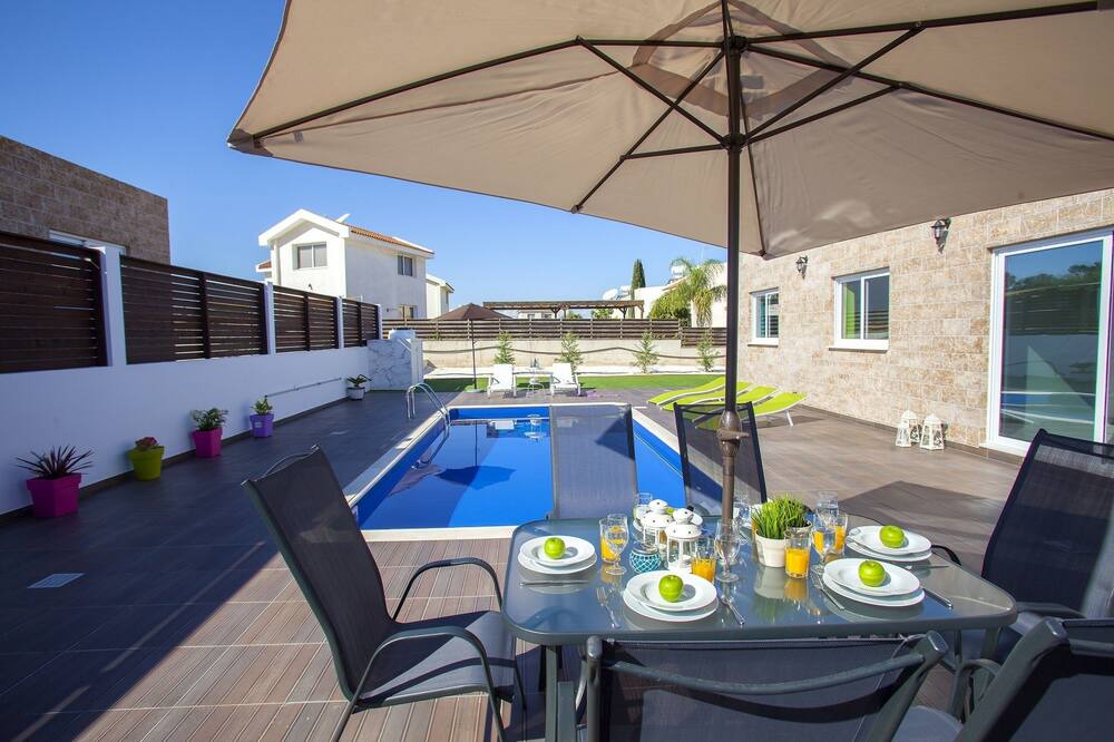 Photo of Patio Balcony in Protaras