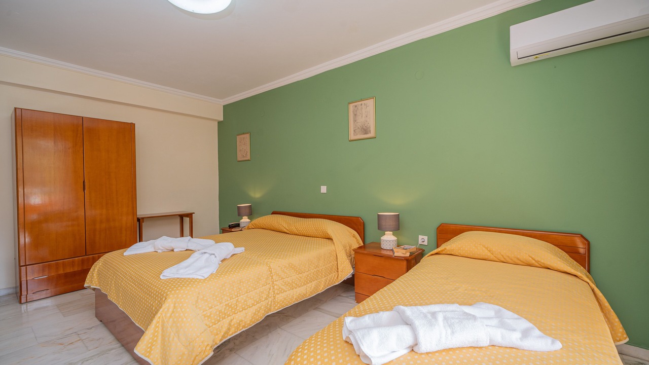 Photo of Bedroom in Poros