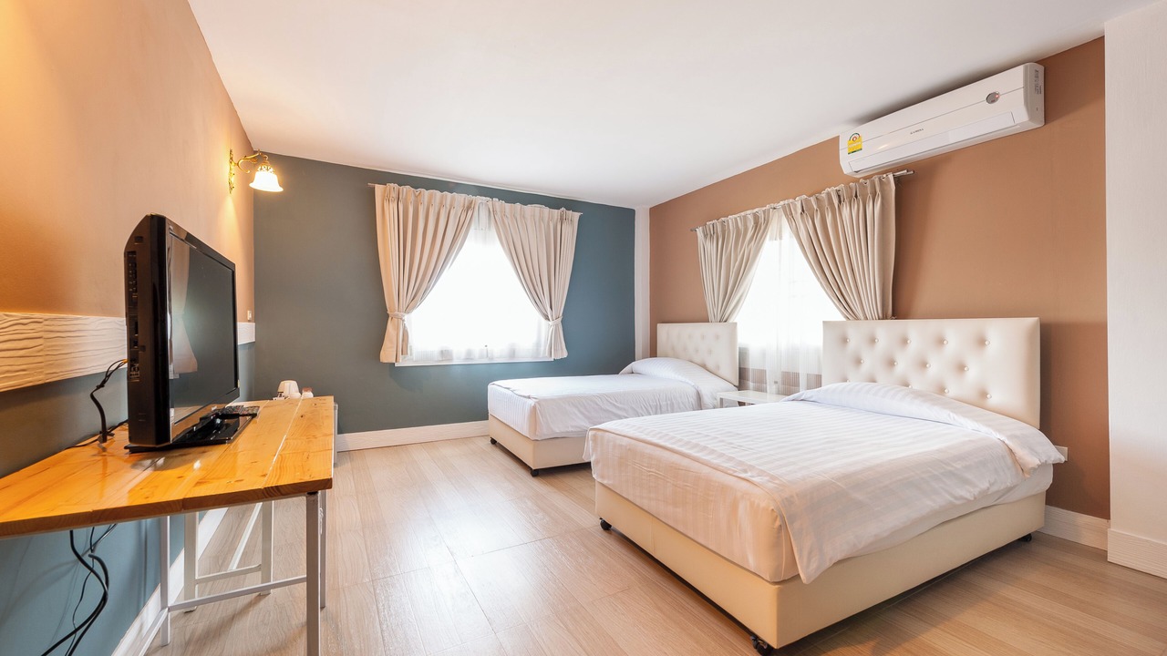 Photo of Bedroom in Khanong Phra