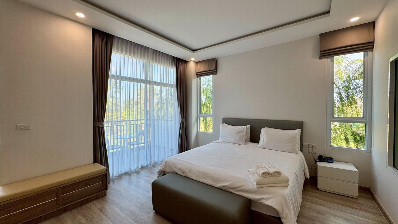 Photo of Bedroom in Warin Chamrap