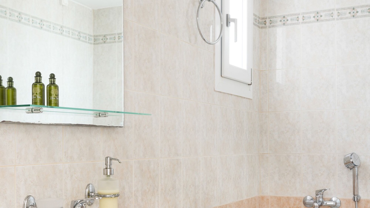 Photo of Bathroom in Tinos