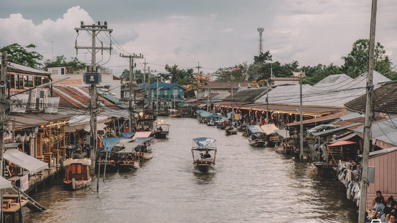 Photo of Others in Amphawa