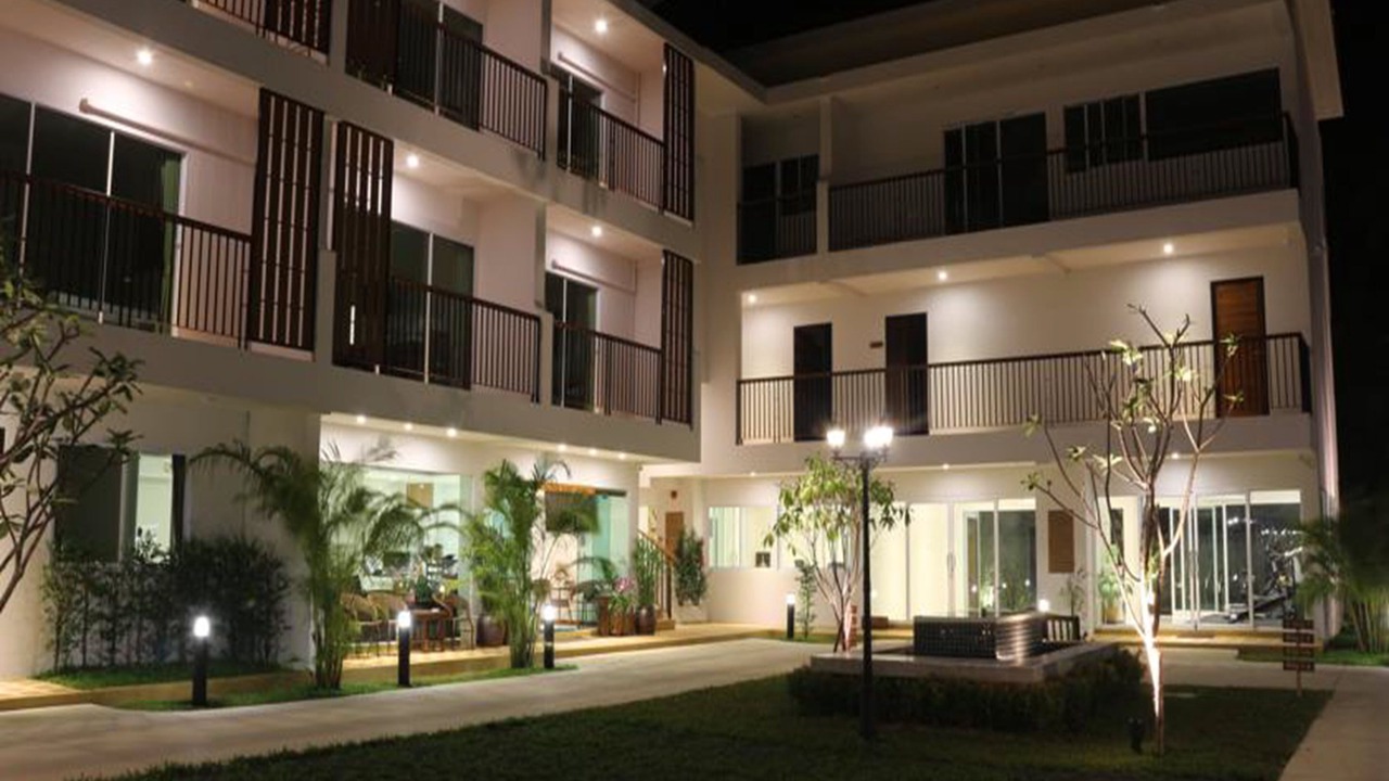 Photo of Buildings in Lamai