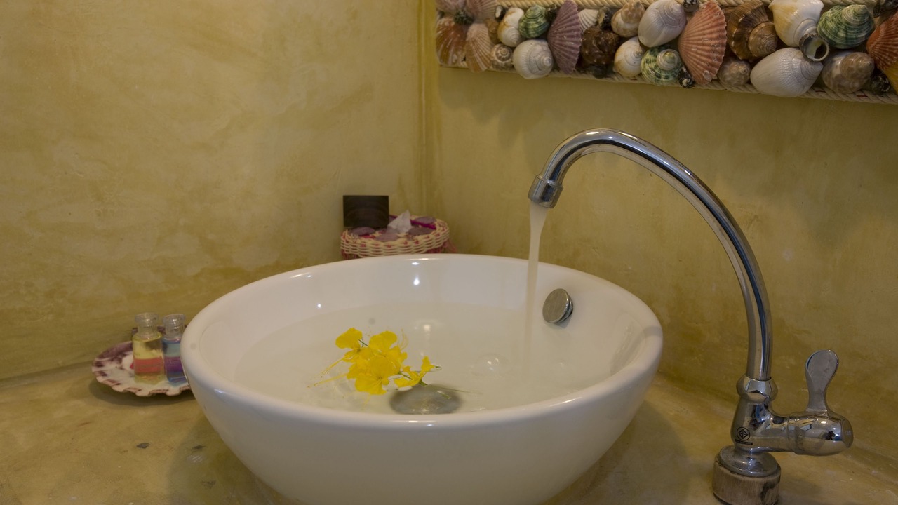 Photo of Bathroom in Khanom