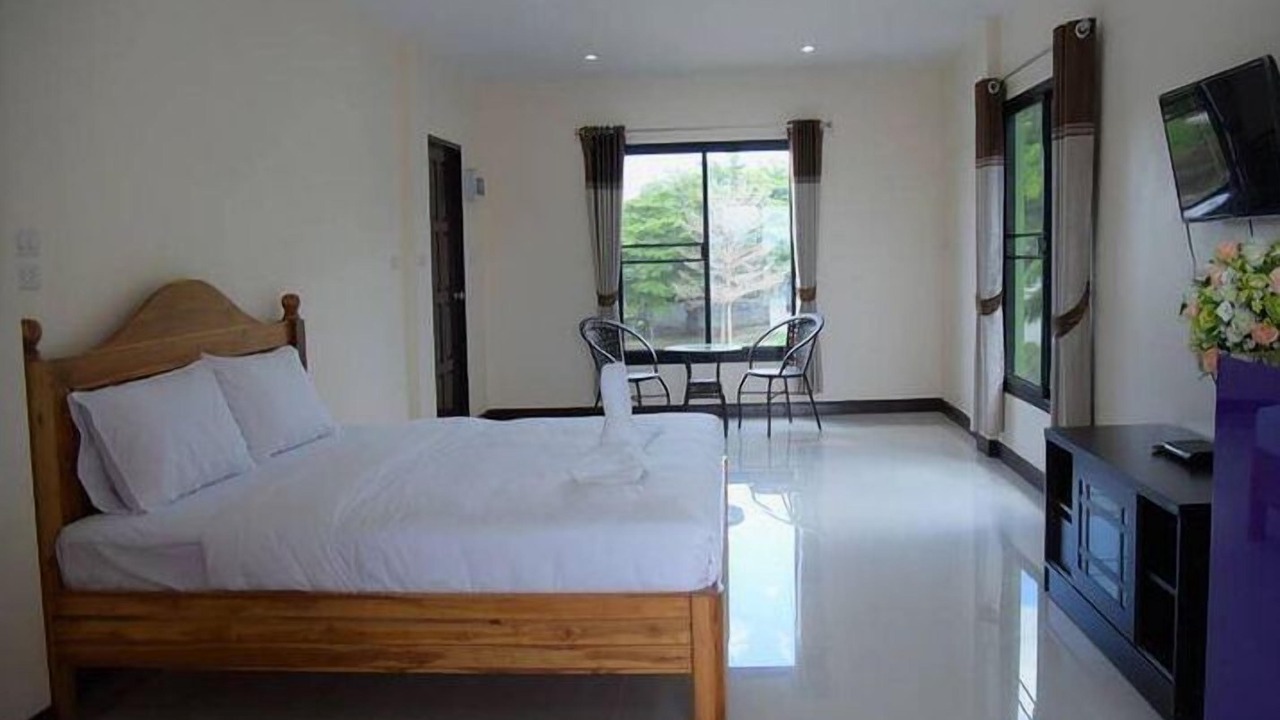 Photo of Bedroom in Pak Phraek