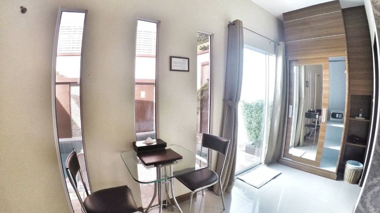 Photo of Livingroom in Tha Muang