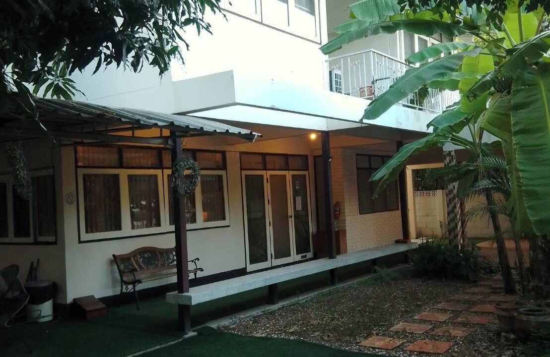 Photo of Outdoor in Khanna Yao