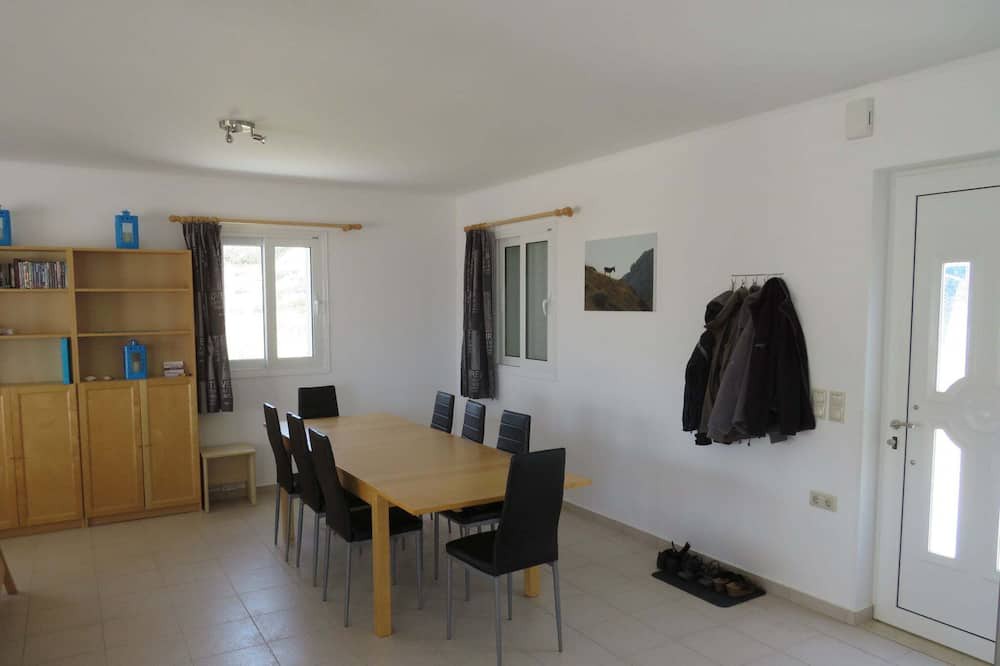 Photo of Livingroom in Makry Gialos