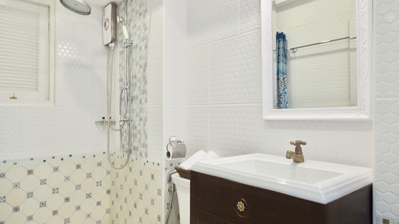 Photo of Bathroom in Pratunam