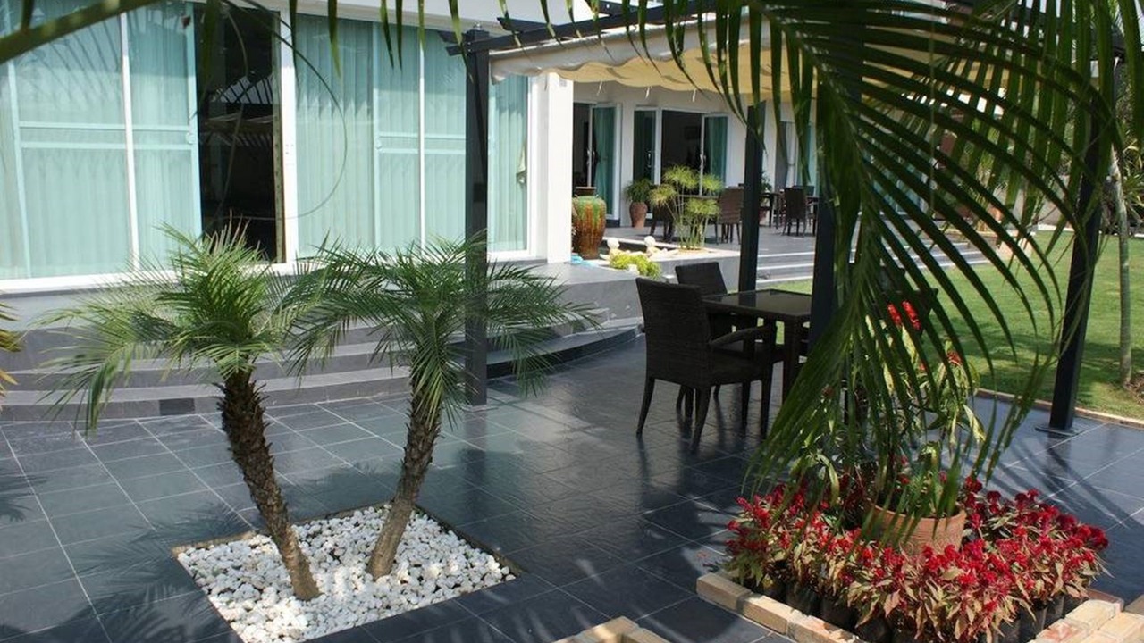 Photo of Patio Balcony in Sing Buri