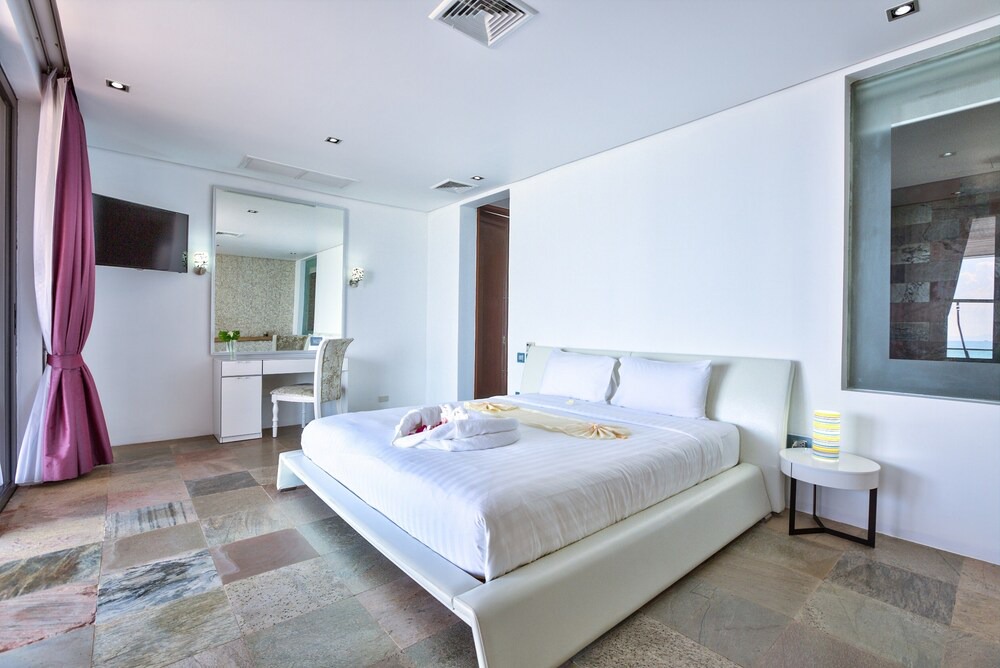 Photo of Bedroom in Lipa Noi