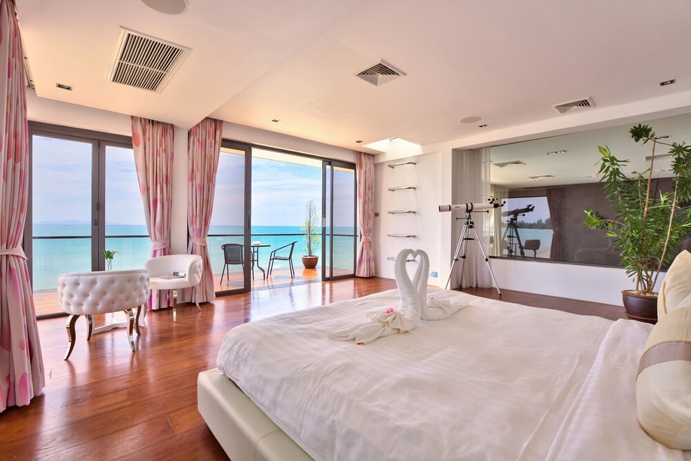 Photo of Bedroom in Lipa Noi