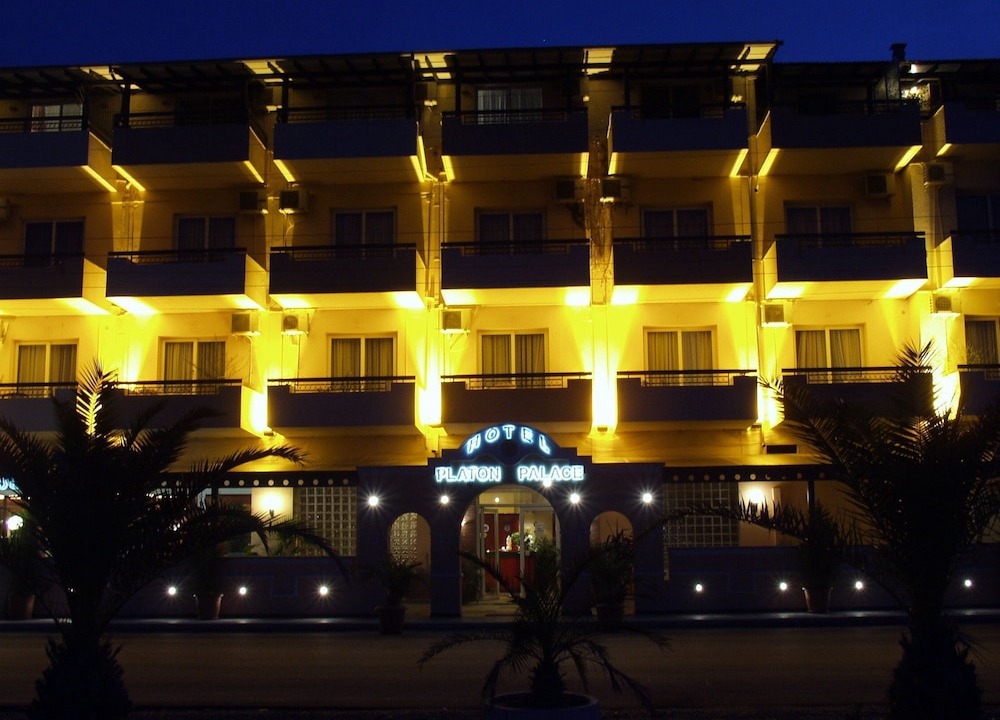 Photo of Outdoor in Olymbiaki Akti