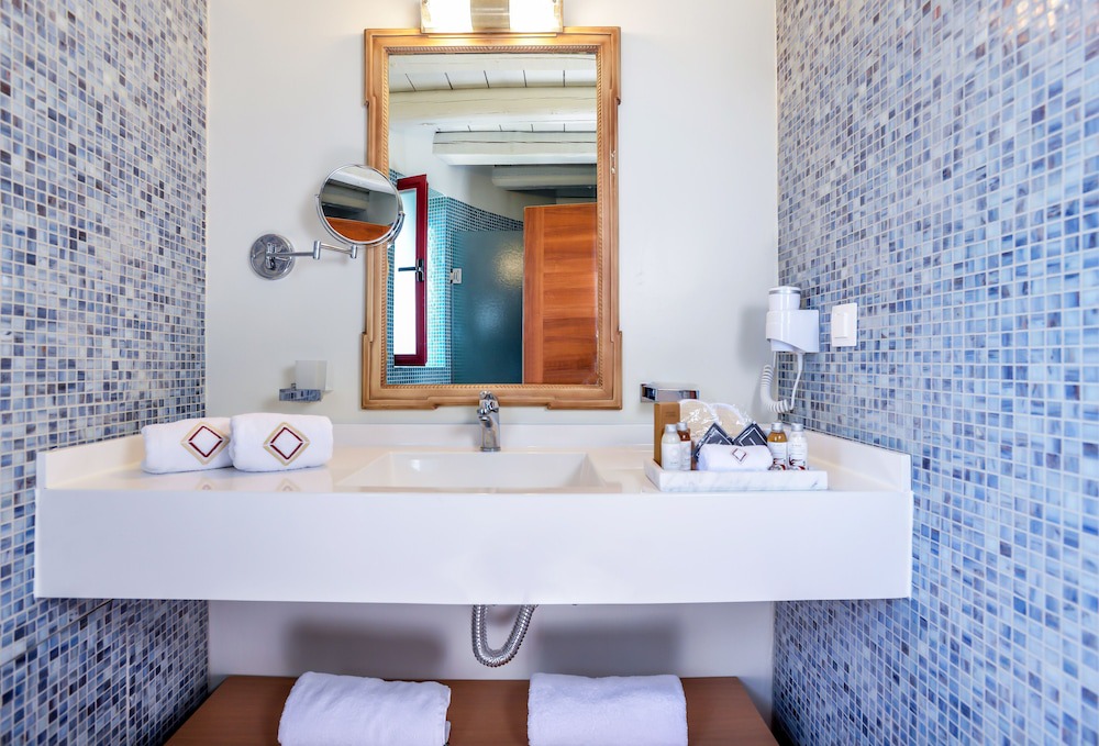 Photo of Bathroom in Varos
