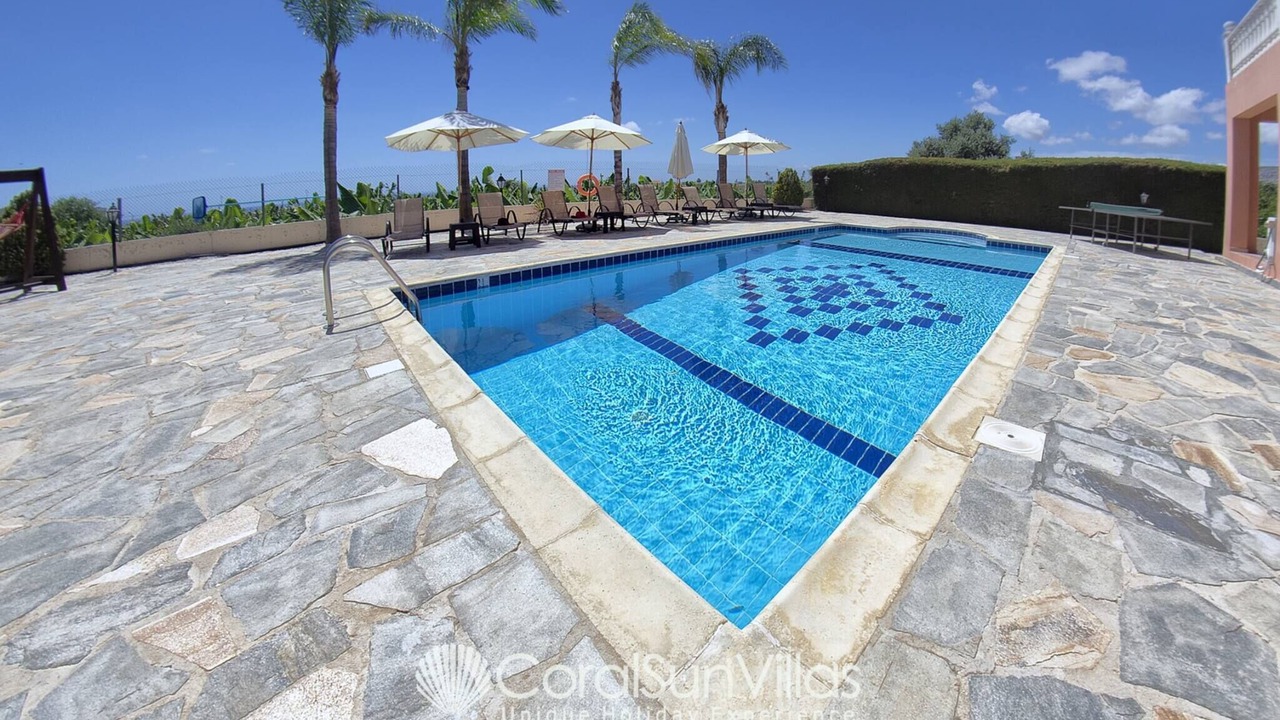 Photo of Outdoor in Pegeia