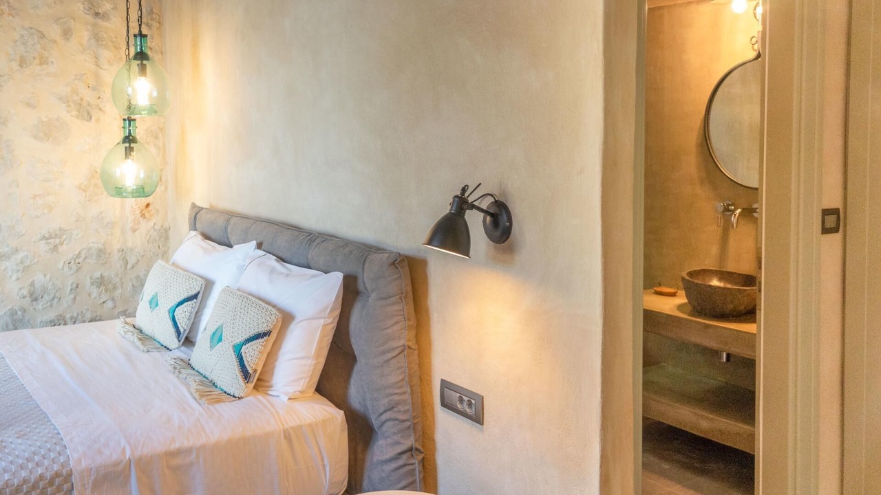 Photo of Bedroom in Assos