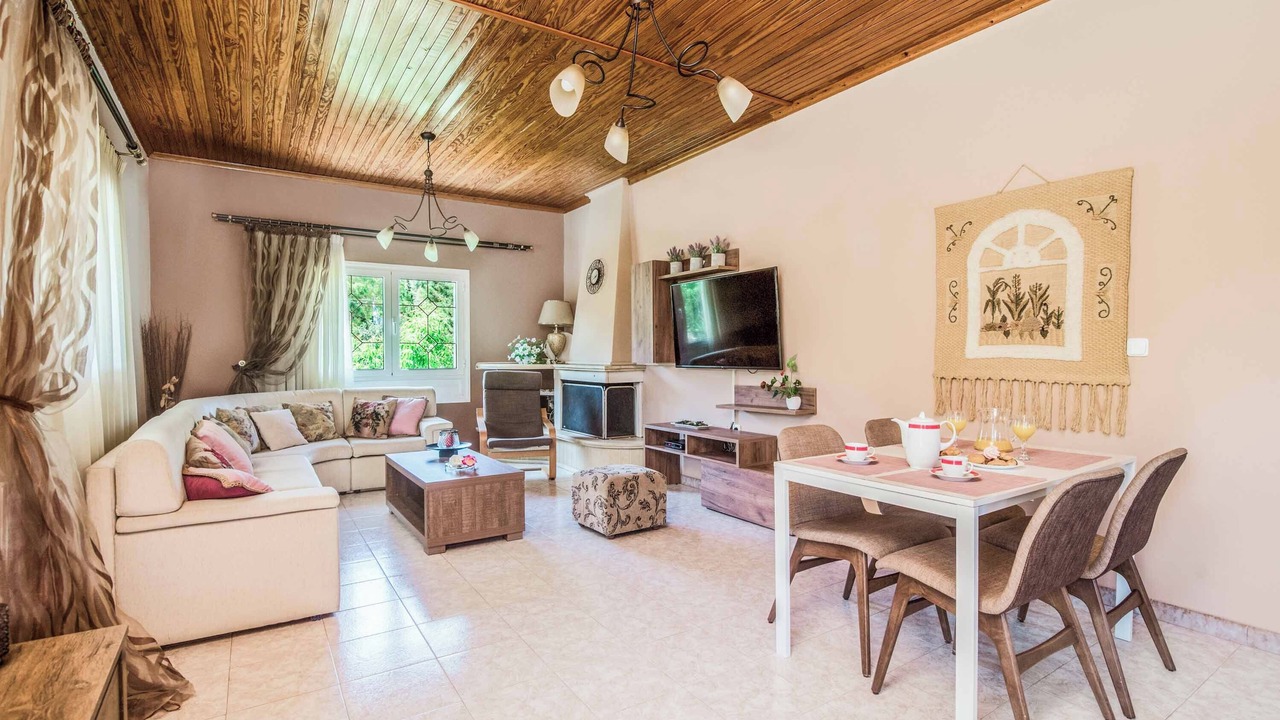 Photo of Livingroom in Kritika