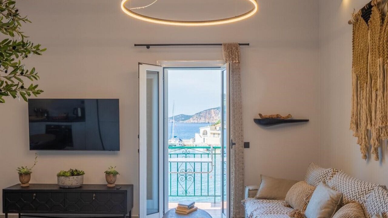 Photo of Livingroom in Assos