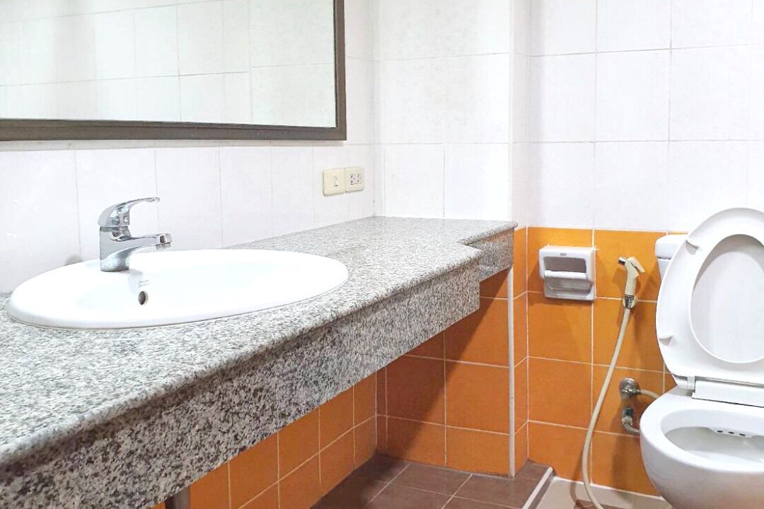 Photo of Bathroom in Racha Thewa