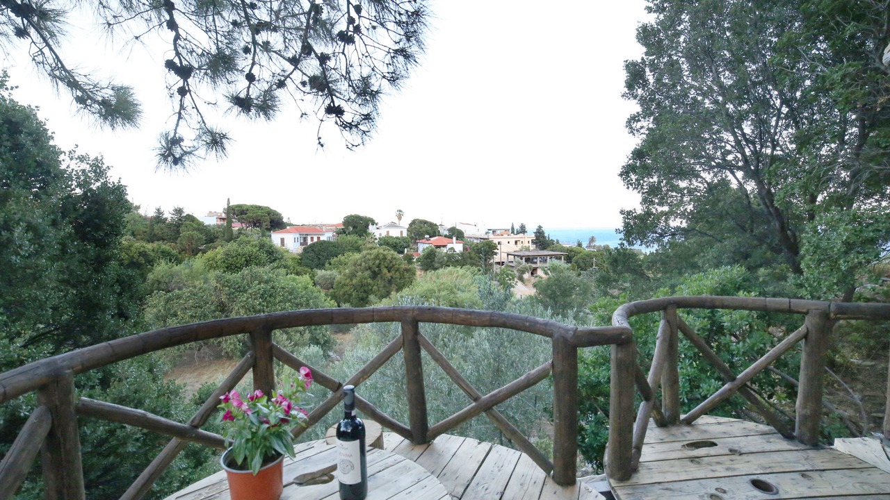 Photo of Patio Balcony in Armenistis