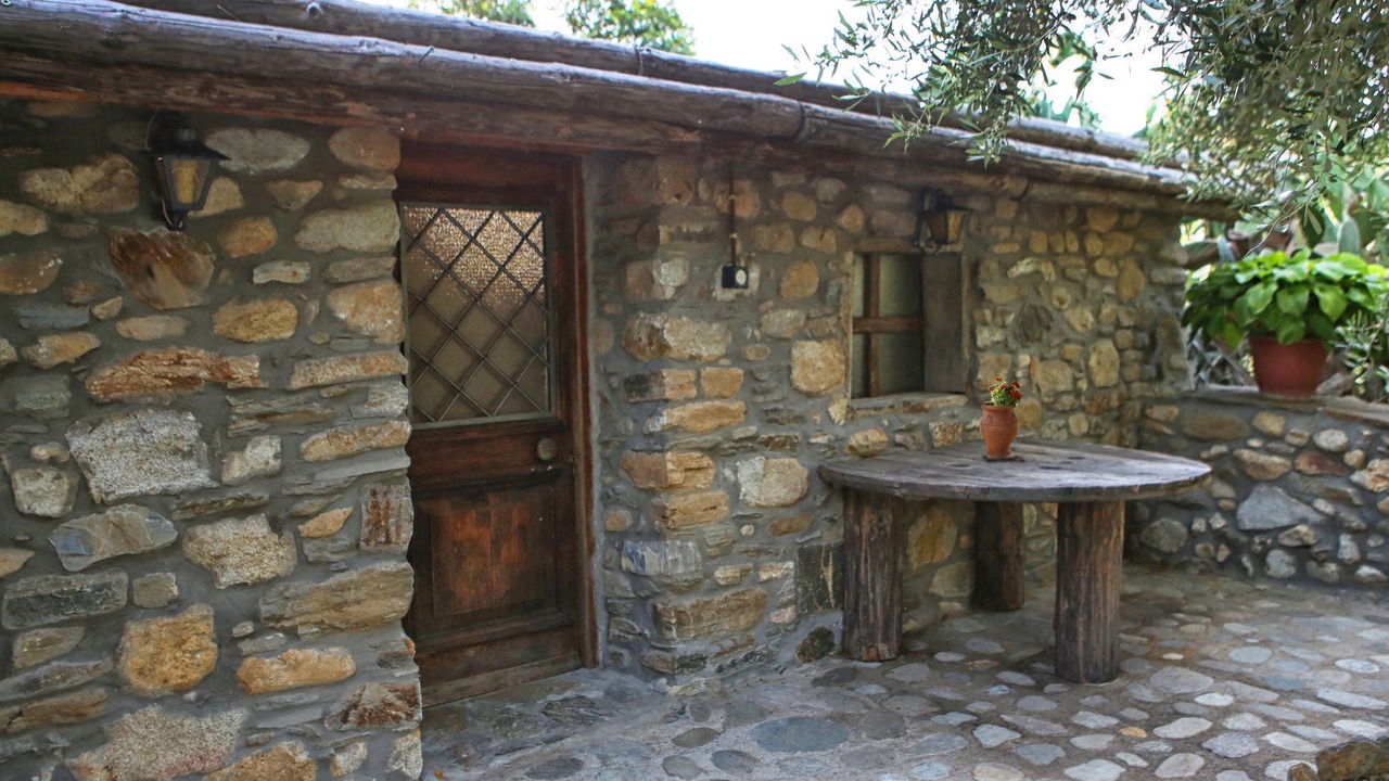 Photo of Patio Balcony in Armenistis