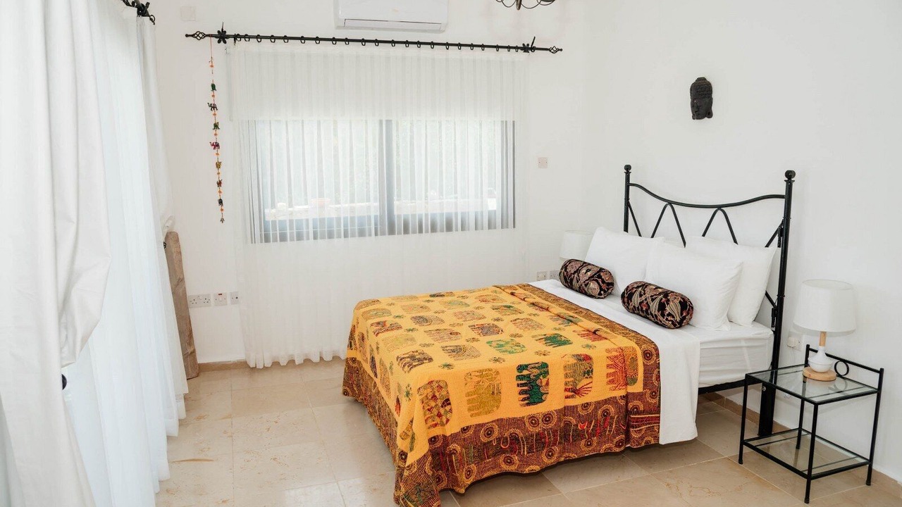 Photo of Bedroom in Karavas