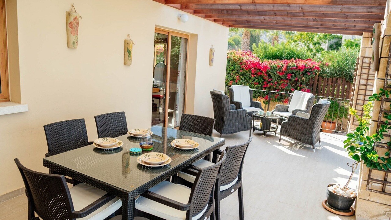 Photo of Outdoor in Karavas
