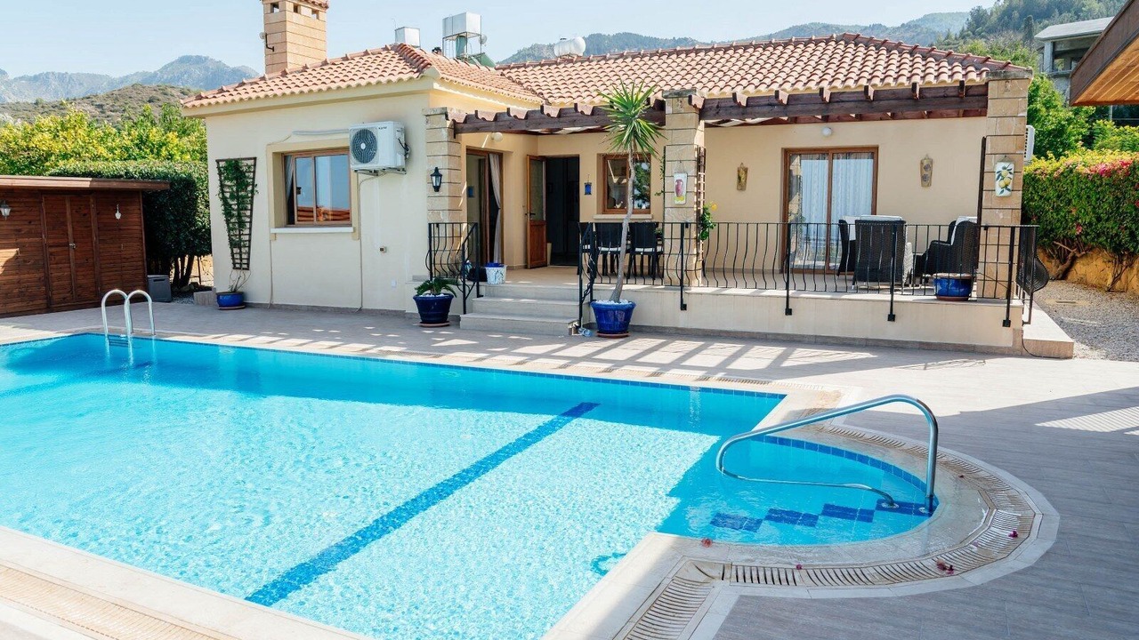 Photo of Outdoor in Karavas