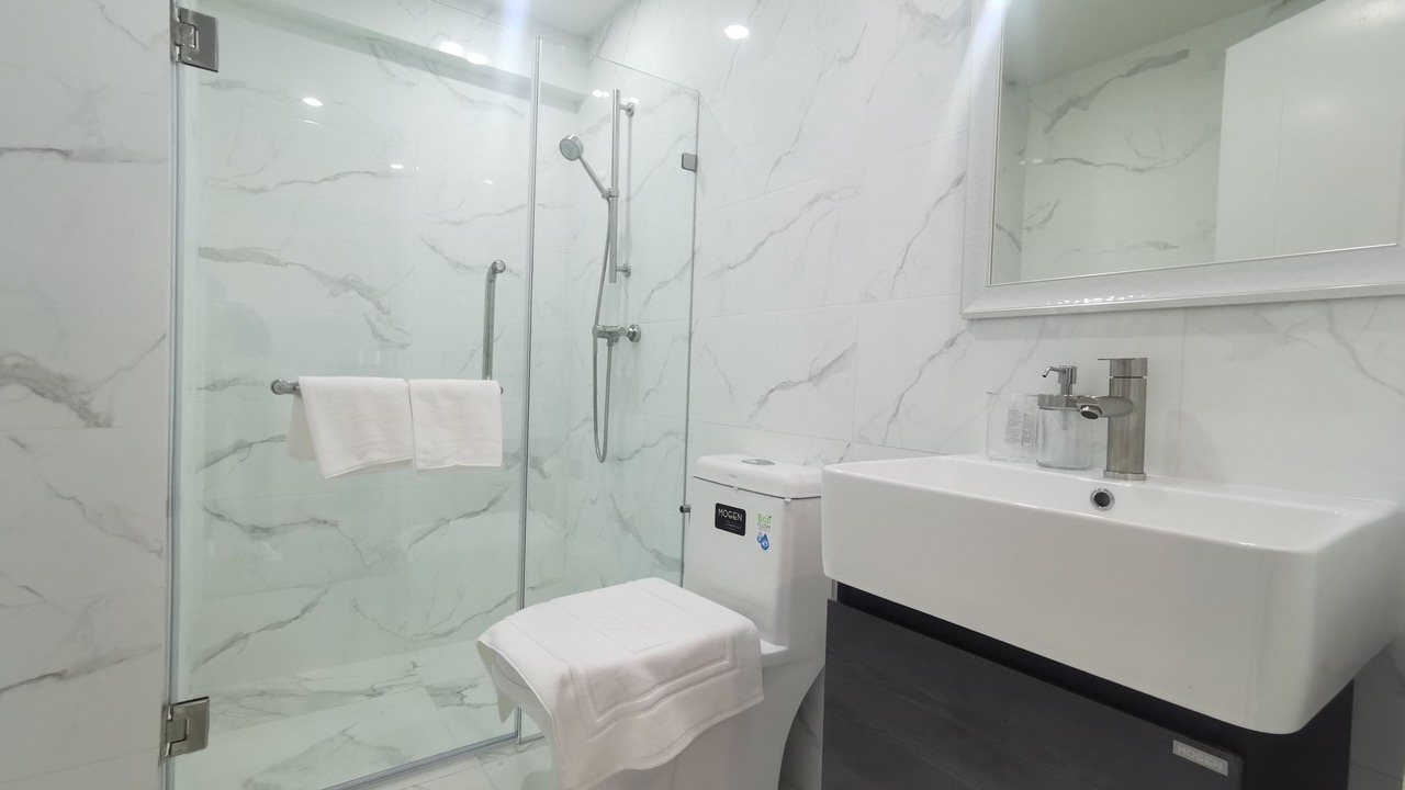 Photo of Bathroom in Samsen Nok