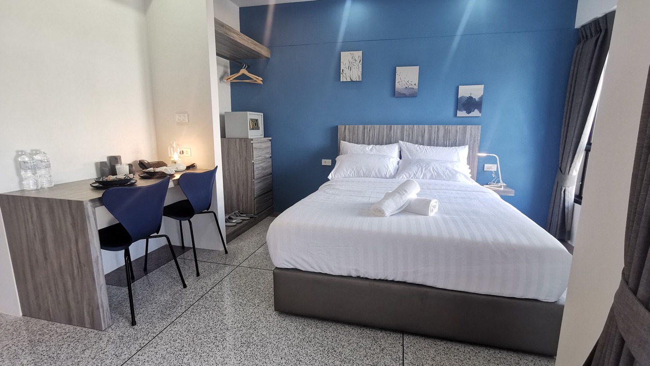 Photo of Bedroom in Samsen Nok