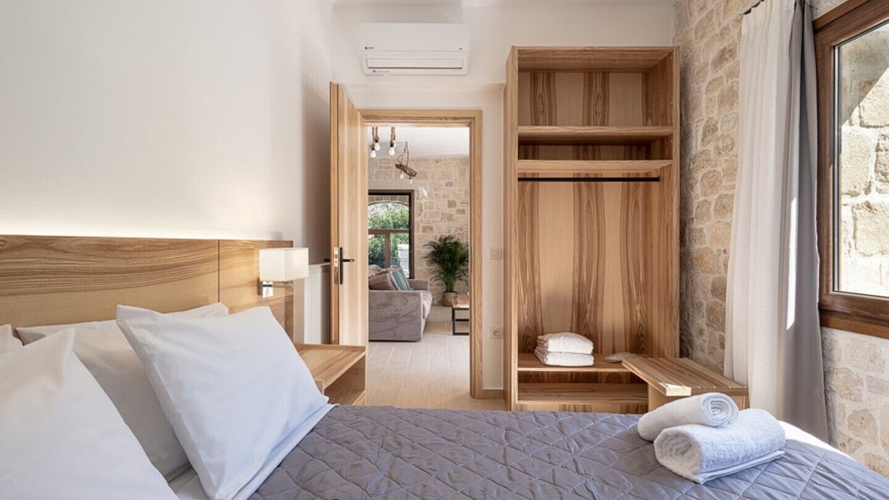 Photo of Bedroom in Theriso