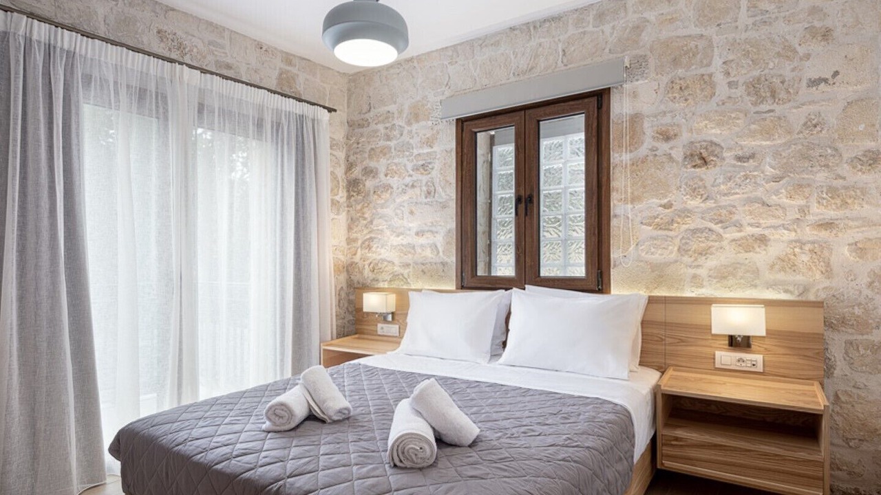 Photo of Bedroom in Theriso