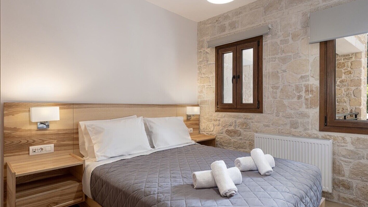 Photo of Bedroom in Theriso