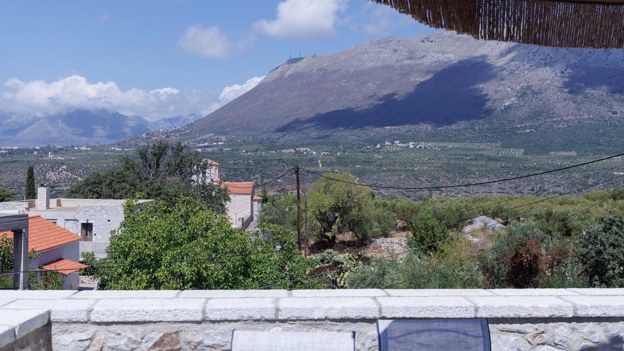 Photo of Outdoor in Omales