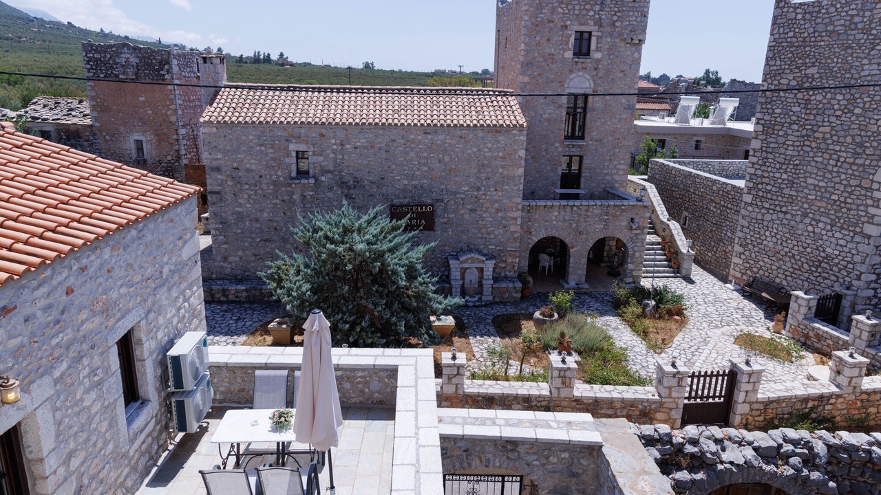 Photo of Outdoor in Omales
