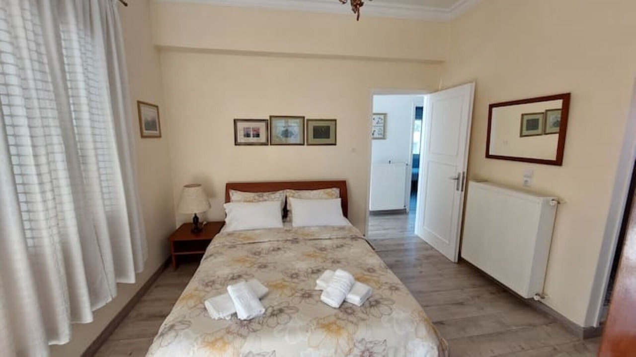 Photo of Bedroom in Tolo