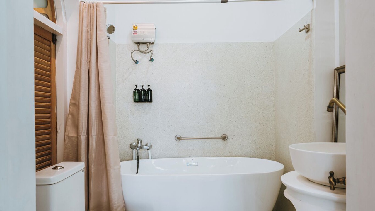 Photo of Bathroom in Phasi Charoen