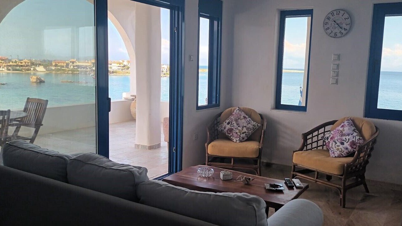 Photo of Livingroom in Archangelos