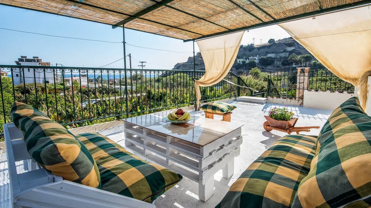 Photo of Patio Balcony in Tertsa