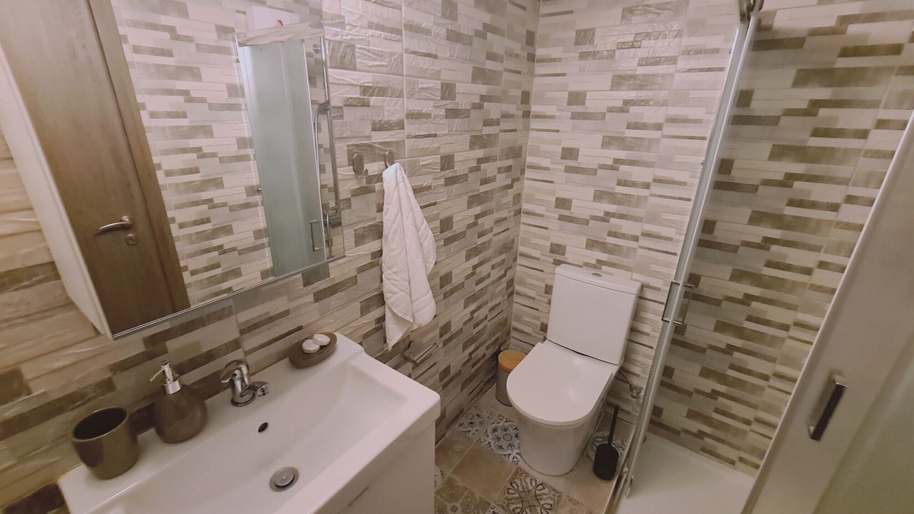 Photo of Bathroom in Lykabittos
