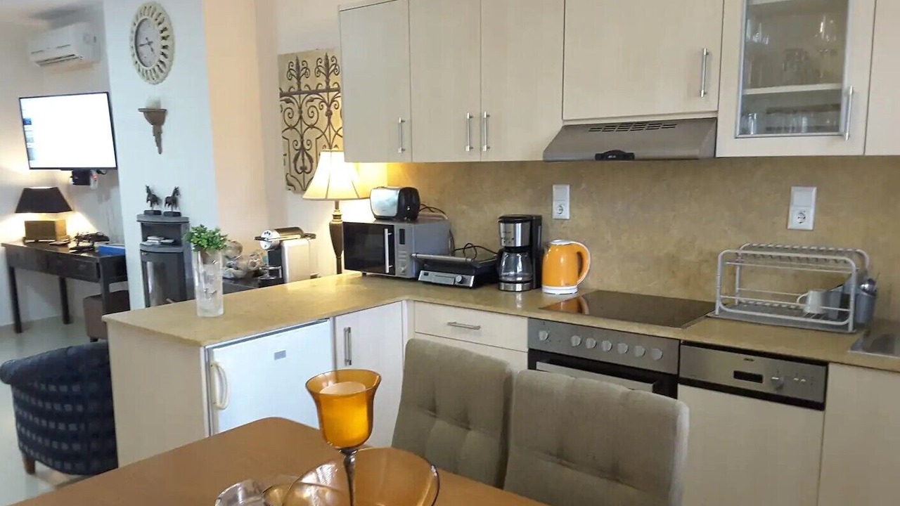 Photo of Kitchen in Makry Gialos