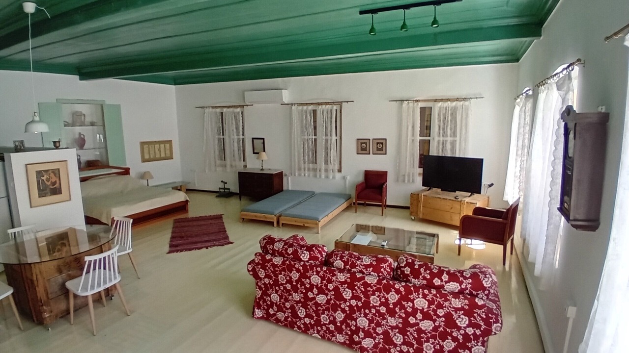 Photo of Livingroom in Symi