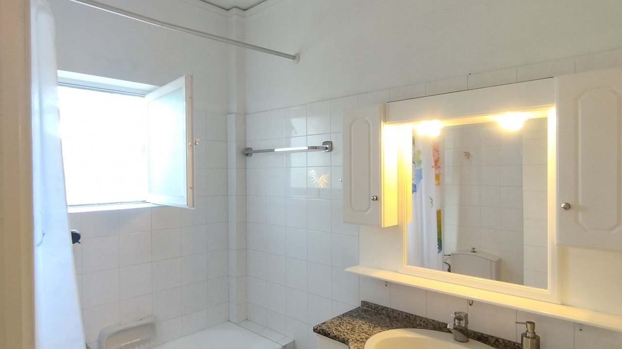 Photo of Bathroom in Parelia