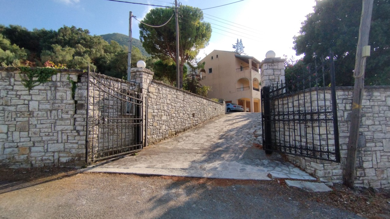 Photo of Outdoor in Parelia